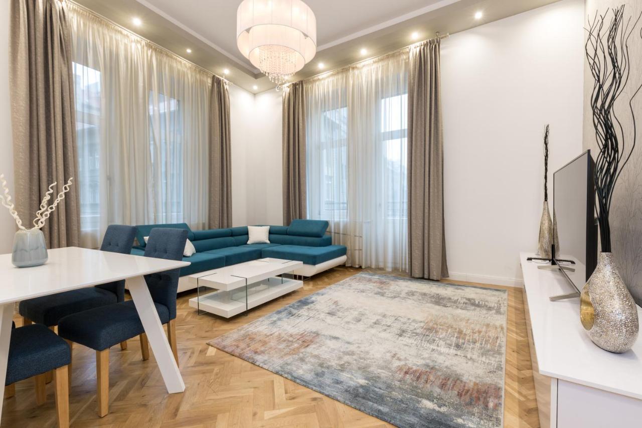 City Center Grand Luxury W 2Br/2Bt Budapest Exteriör bild