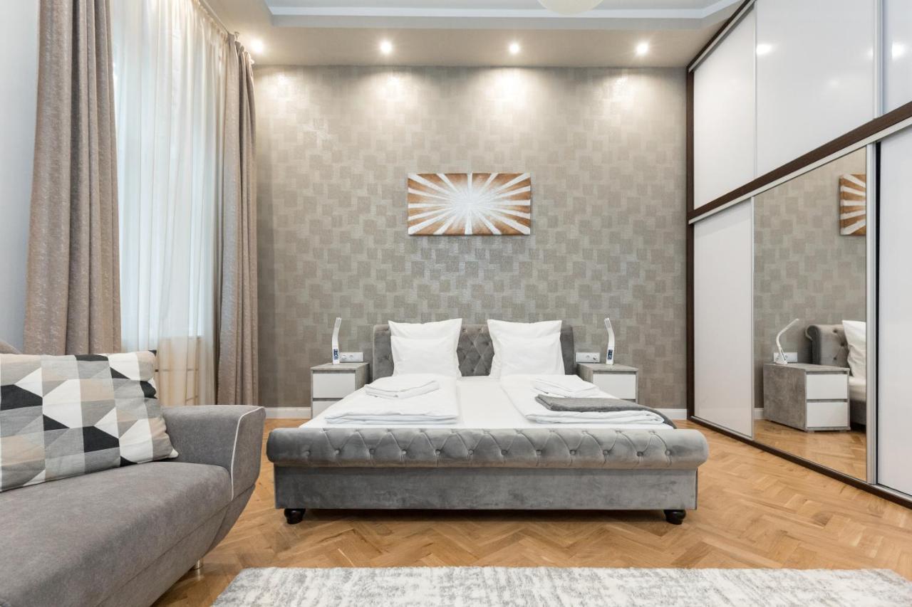 City Center Grand Luxury W 2Br/2Bt Budapest Exteriör bild