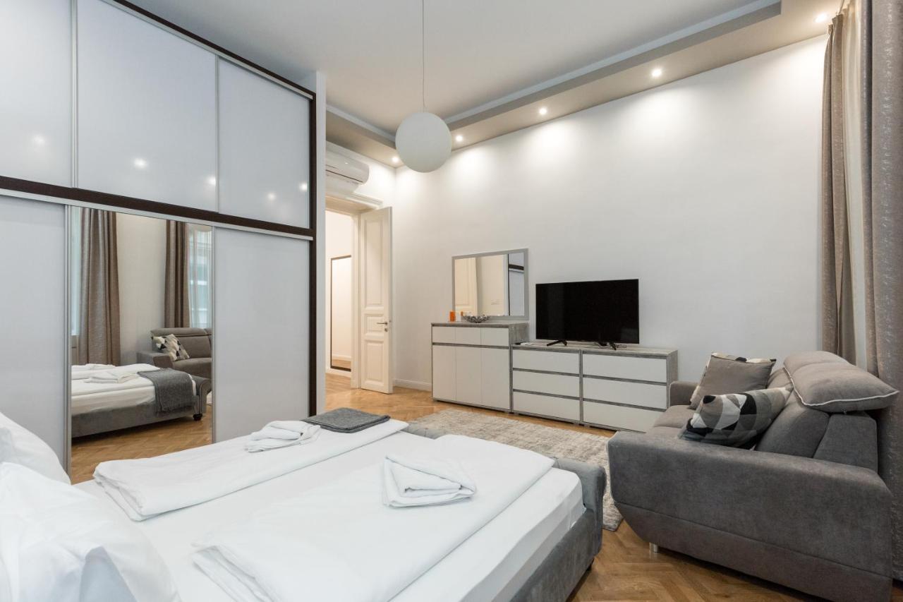 City Center Grand Luxury W 2Br/2Bt Budapest Exteriör bild